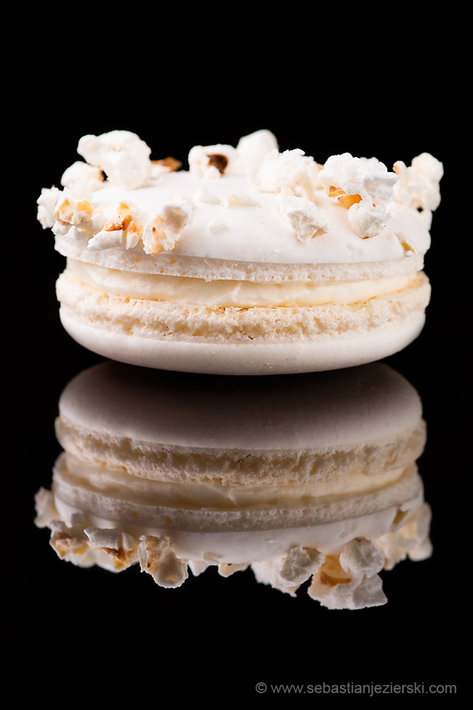 Macarons by T. Deker - photo © S. Jezierski Food Photography